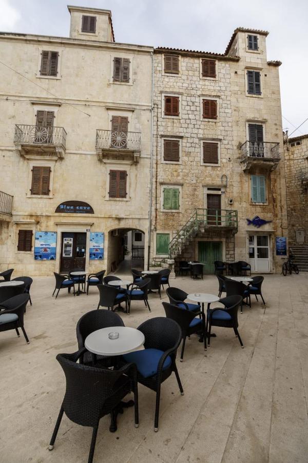Apartment Filomena In The Center Komiža Εξωτερικό φωτογραφία