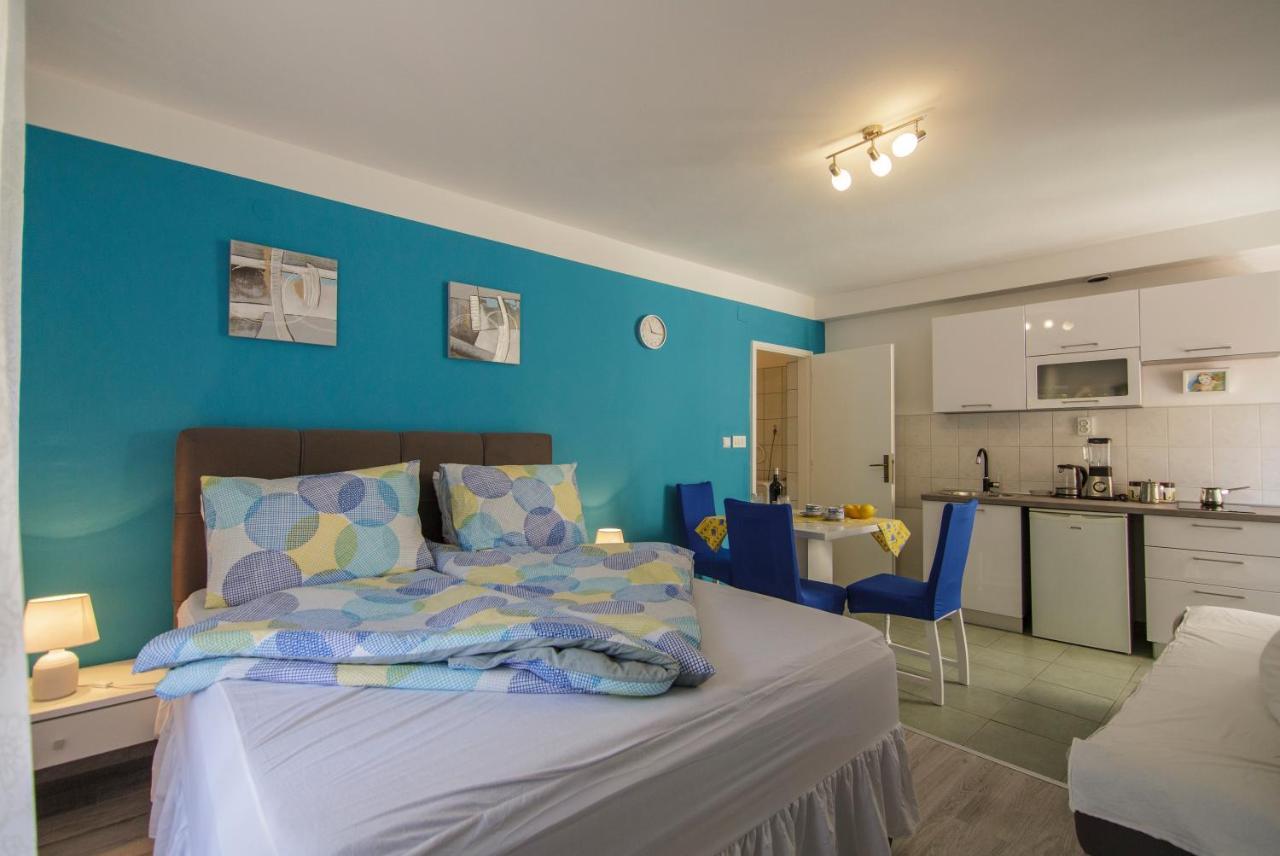 Apartment Filomena In The Center Komiža Εξωτερικό φωτογραφία